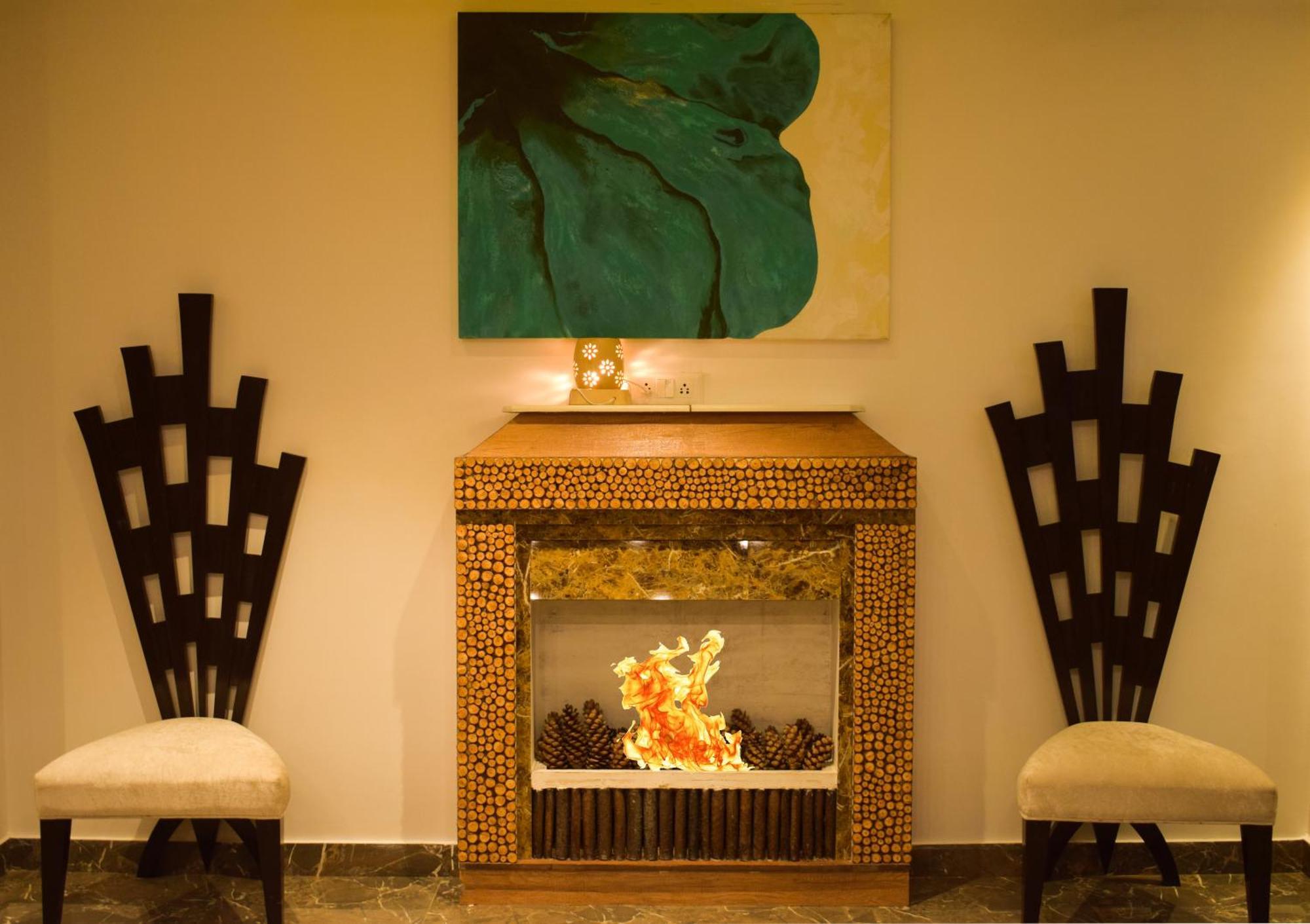 Himalayan Mountain And Valley View - Garden With Bonefire - Ample Parking - Luxury Balcony Rooms -By Aachman Stays!! Mashobra Shimla Eksteriør billede