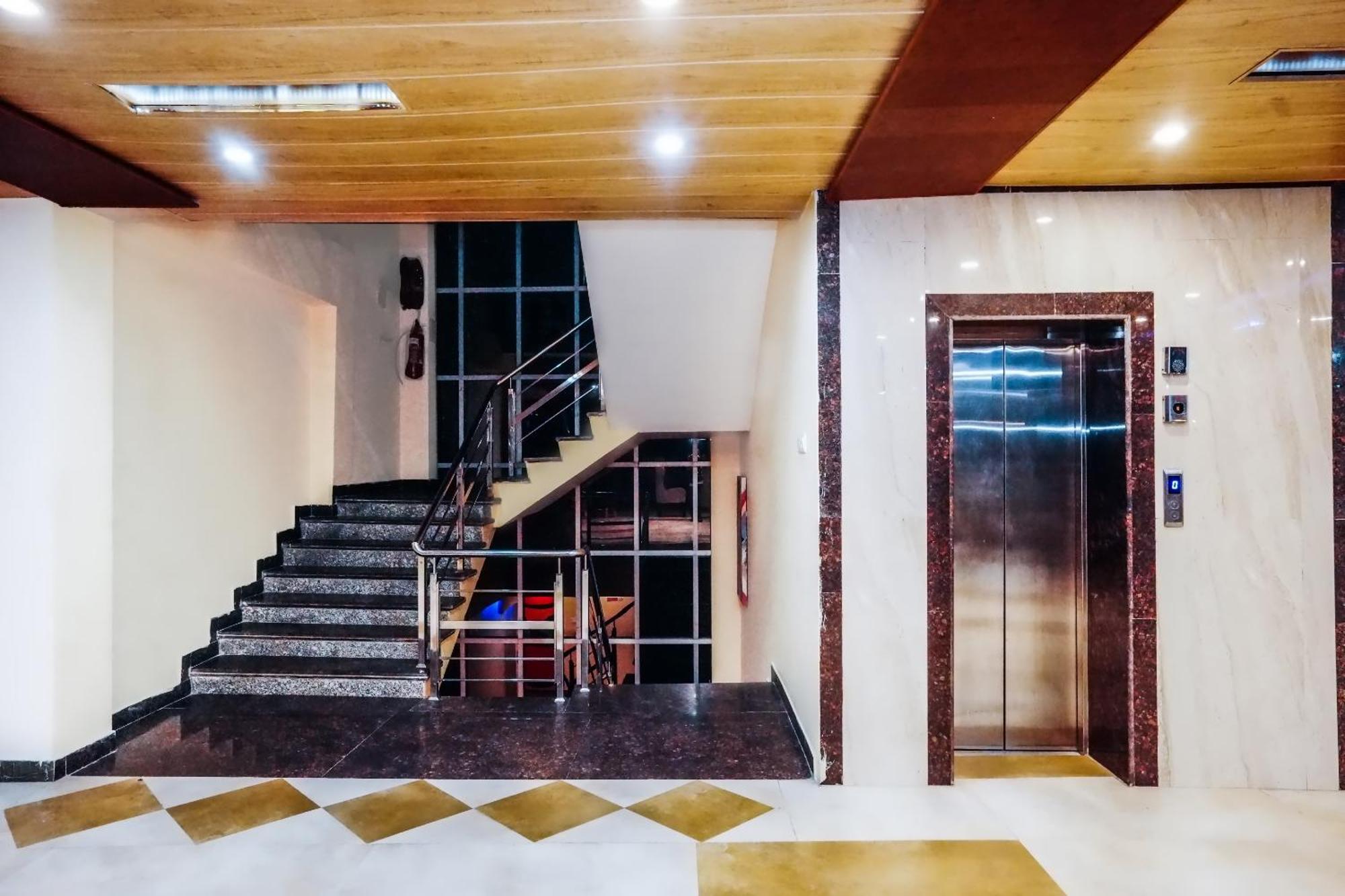 Himalayan Mountain And Valley View - Garden With Bonefire - Ample Parking - Luxury Balcony Rooms -By Aachman Stays!! Mashobra Shimla Eksteriør billede