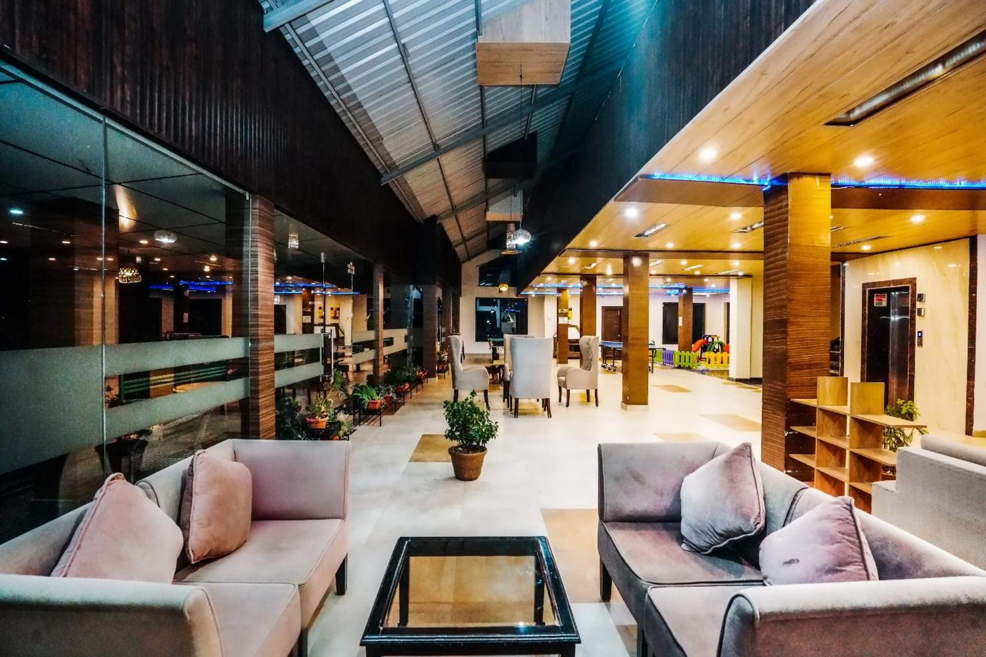 Himalayan Mountain And Valley View - Garden With Bonefire - Ample Parking - Luxury Balcony Rooms -By Aachman Stays!! Mashobra Shimla Eksteriør billede