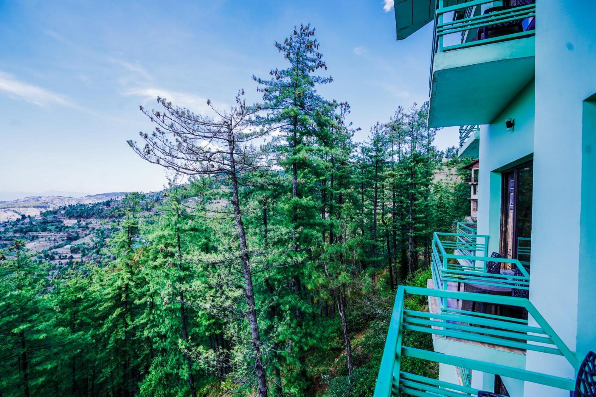Himalayan Mountain And Valley View - Garden With Bonefire - Ample Parking - Luxury Balcony Rooms -By Aachman Stays!! Mashobra Shimla Eksteriør billede