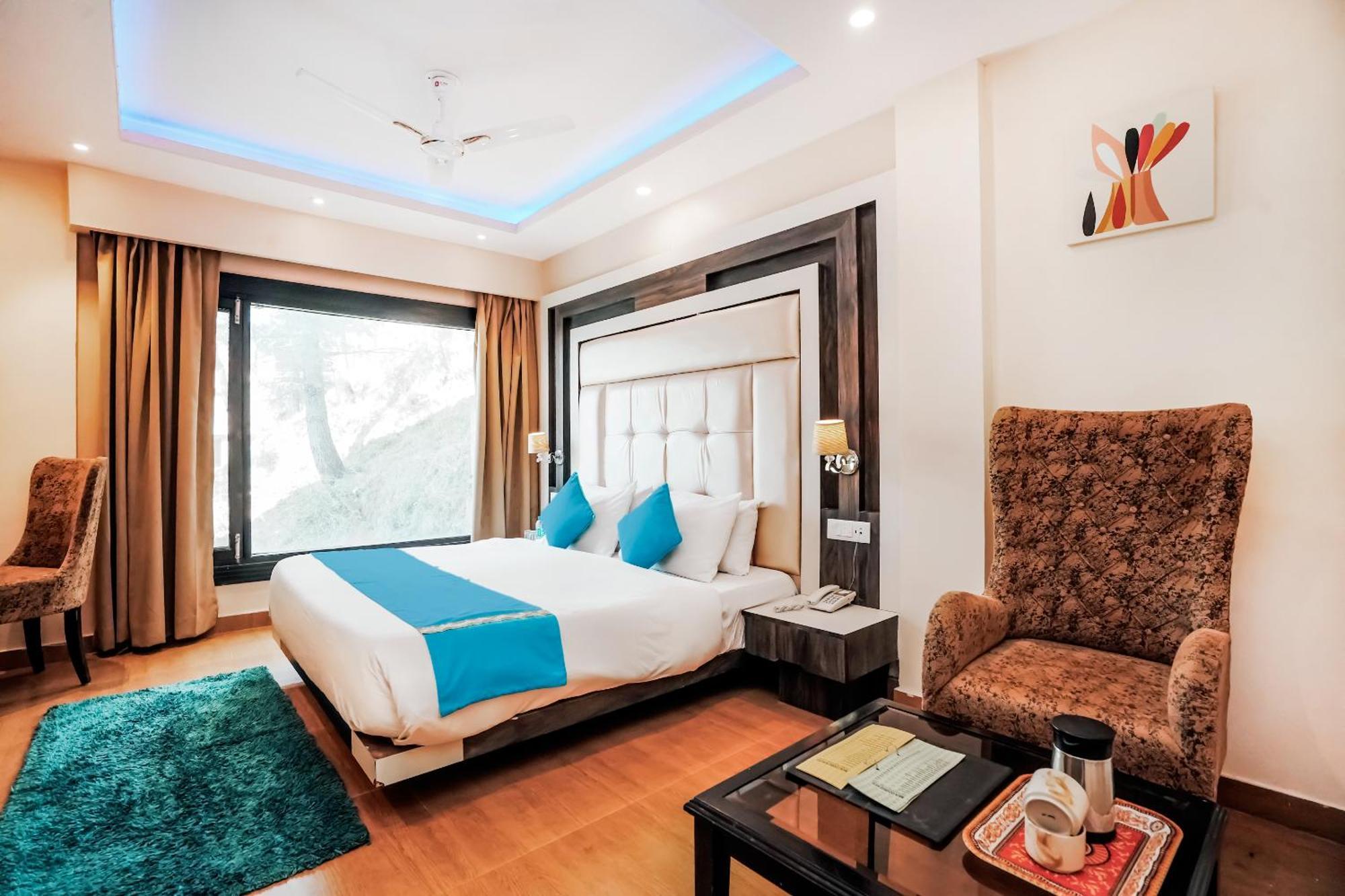 Himalayan Mountain And Valley View - Garden With Bonefire - Ample Parking - Luxury Balcony Rooms -By Aachman Stays!! Mashobra Shimla Eksteriør billede