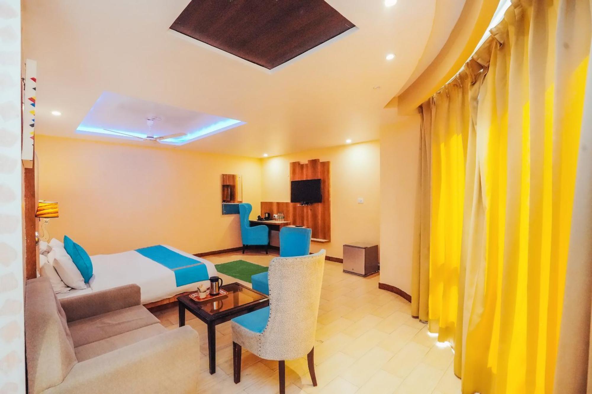 Himalayan Mountain And Valley View - Garden With Bonefire - Ample Parking - Luxury Balcony Rooms -By Aachman Stays!! Mashobra Shimla Eksteriør billede